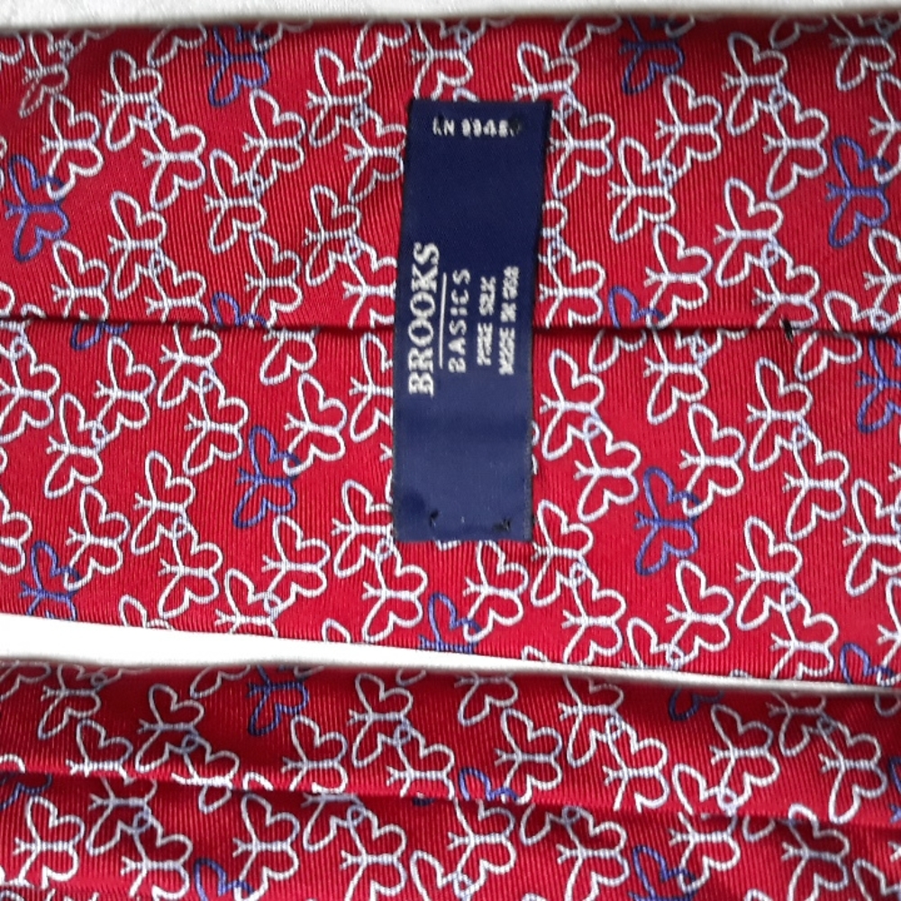 Brooks Brothers blue butterflies on red background silk tie